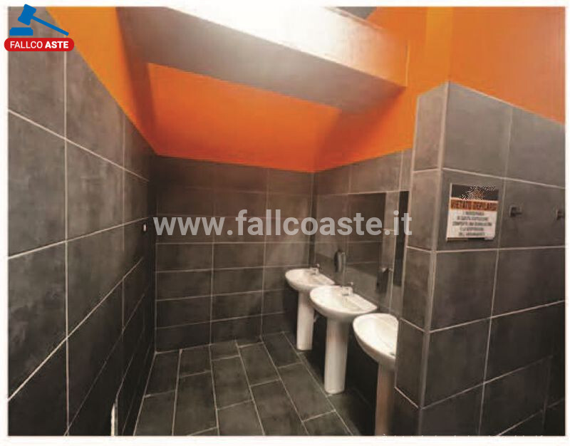 Immagine di ATTIVITÀ RICETTIVE / SCOPO COMMERCIALE VIA DEI BONACOLSI – ROMA