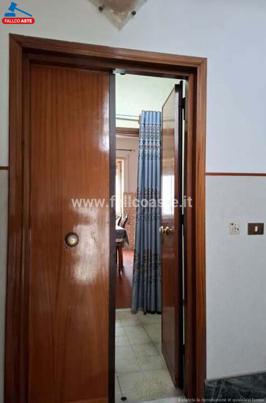 Immagine di APPARTAMENTO VIA CARLO SARACENI – ROMA