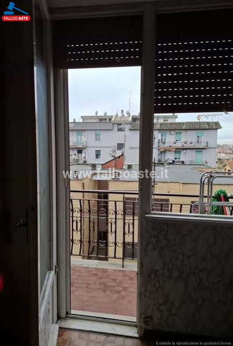 Immagine di APPARTAMENTO VIA CARLO SARACENI – ROMA