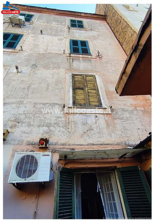 Immagine di LOCALE COMMERCIALE VIA ERASMO GATTAMELATA – ROMA