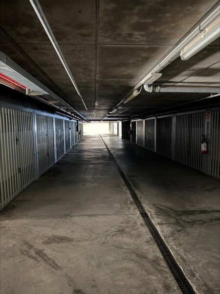 DEPOSITO / MAGAZZINO VIA DONATO SOMMA - GENOVA