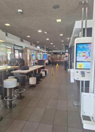 Immagine di NEGOZIO O LOCALE COMMERCIALE VIALE DEI VOLSCI – VELLETRI