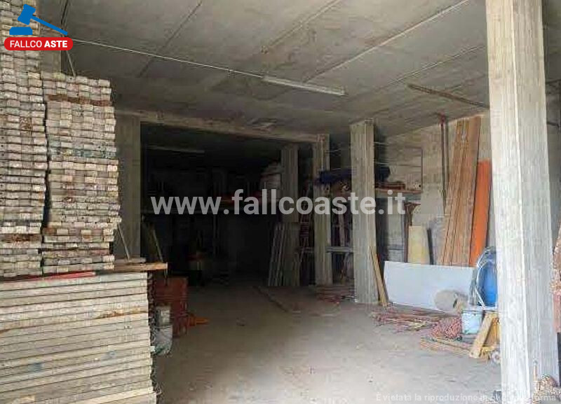 Immagine di GARAGE / POSTO AUTO VIA SPAGNA – GUIDONIA MONTECELIO