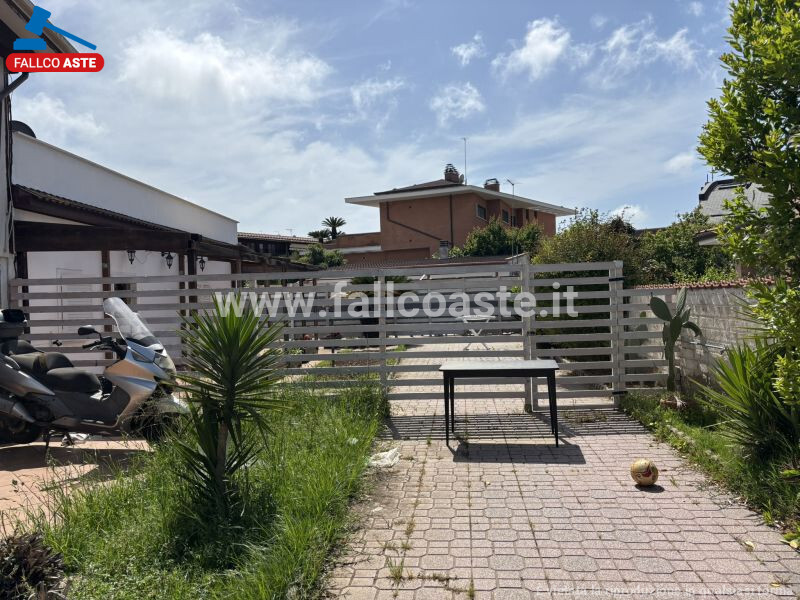 APPARTAMENTO VIA FRANCESCO SALVOLINI - ROMA — foto 4