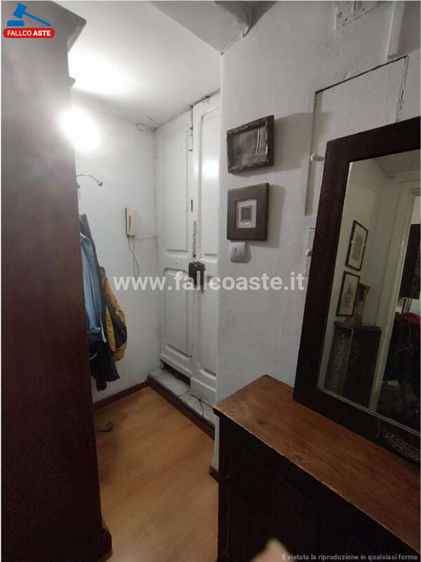 Immagine di APPARTAMENTO VIA DELLA CHIESA NUOVA – ROMA