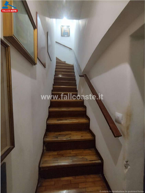 Immagine di APPARTAMENTO VIA DELLA CHIESA NUOVA – ROMA