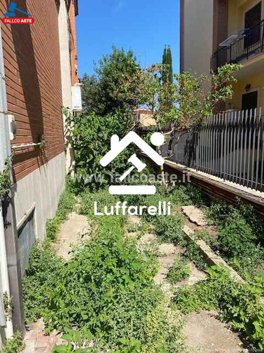 Immagine di APPARTAMENTO VIA ALBIDONA – ROMA