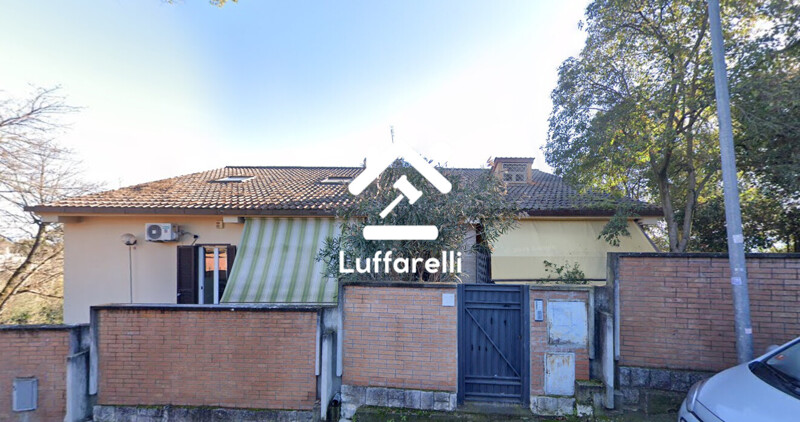 Immagine di CASA / VILLA VIA SIRMIONE – ROMA