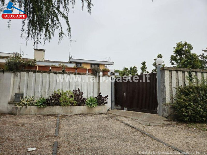 Immagine di CASA / VILLA VIA FRATELLI MARISTI – ROMA