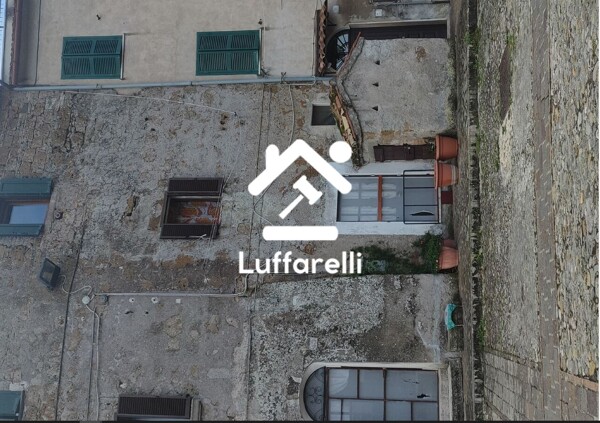 APPARTAMENTO PIAZZA A.MASSA 5 - GALLESE — foto 2
