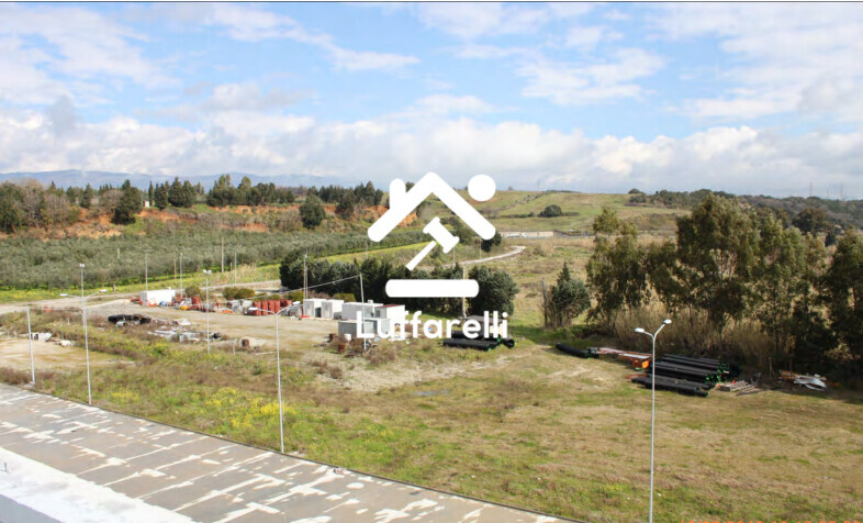 Immagine di TERRENO STRADA STATALE 280 DEI DUE MARI – FEROLETO ANTICO