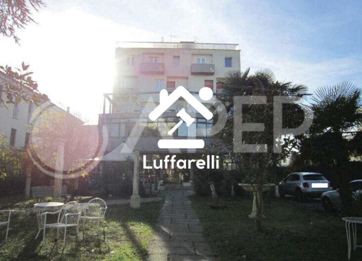 Immagine di ATTIVITÀ RICETTIVE / SCOPO COMMERCIALE VIA VALERIO FLACCO N. 70 – ABANO TERME