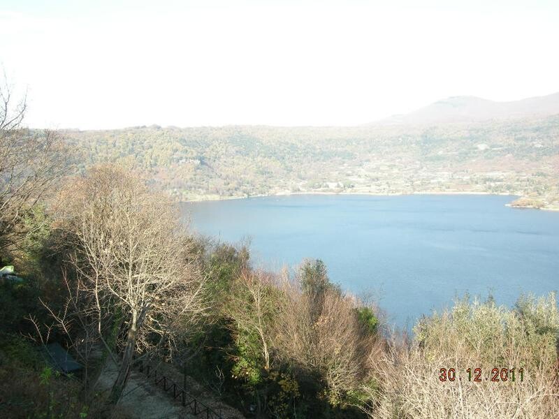 Immagine di TERRENO LOCALITÀ STRADA DEI MACINANTI – NEMI