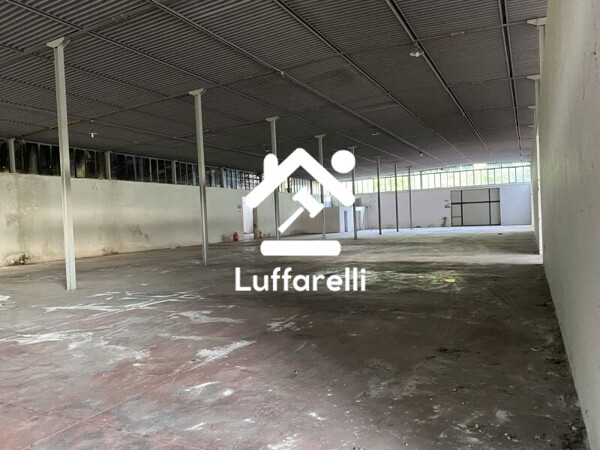 CAPANNONE / IMMOBILI INDUSTRIALI LOCALITÀ FONTE CUPA - FONTANA LIRI — foto 4