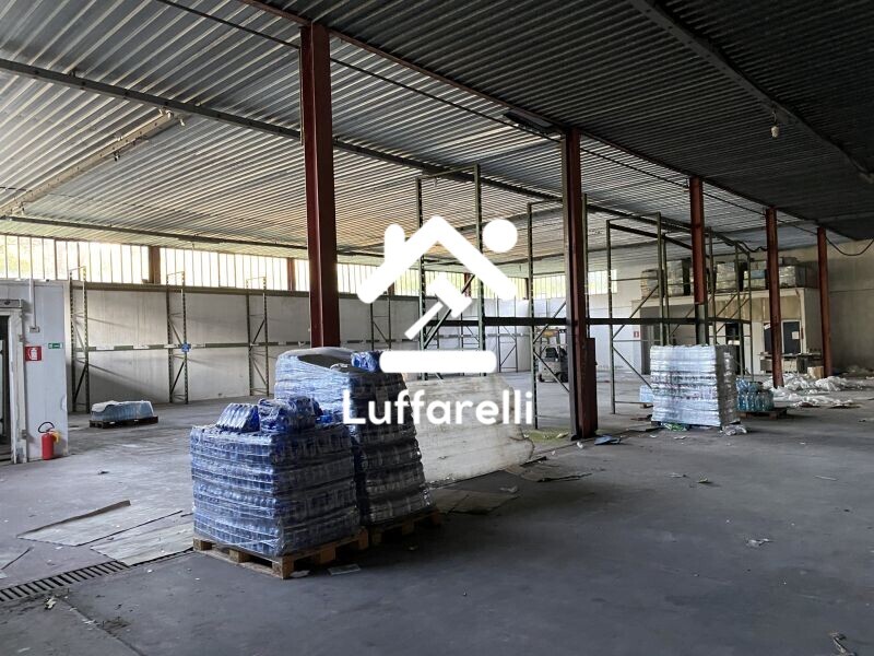 Immagine di CAPANNONE / IMMOBILI INDUSTRIALI LOCALITÀ FONTE CUPA – FONTANA LIRI