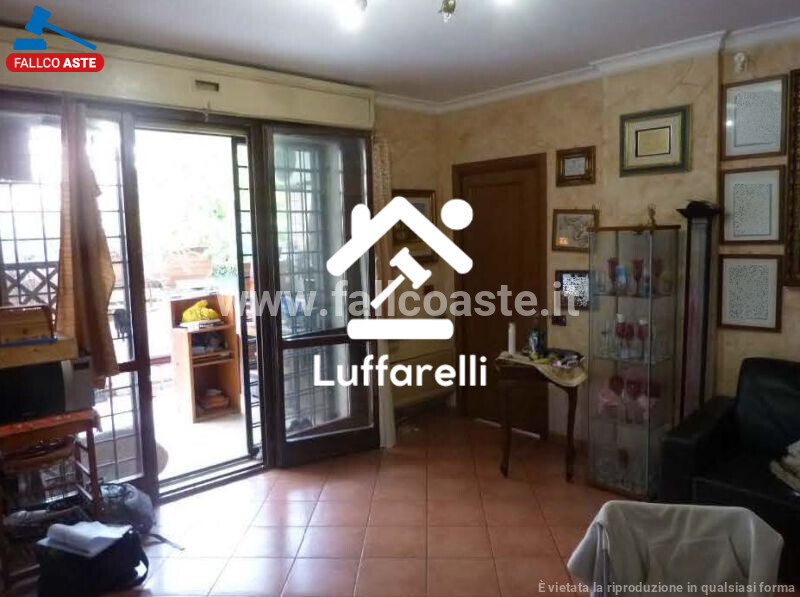 Immagine di APPARTAMENTO VIA GIULIO BELVEDERI – ROMA