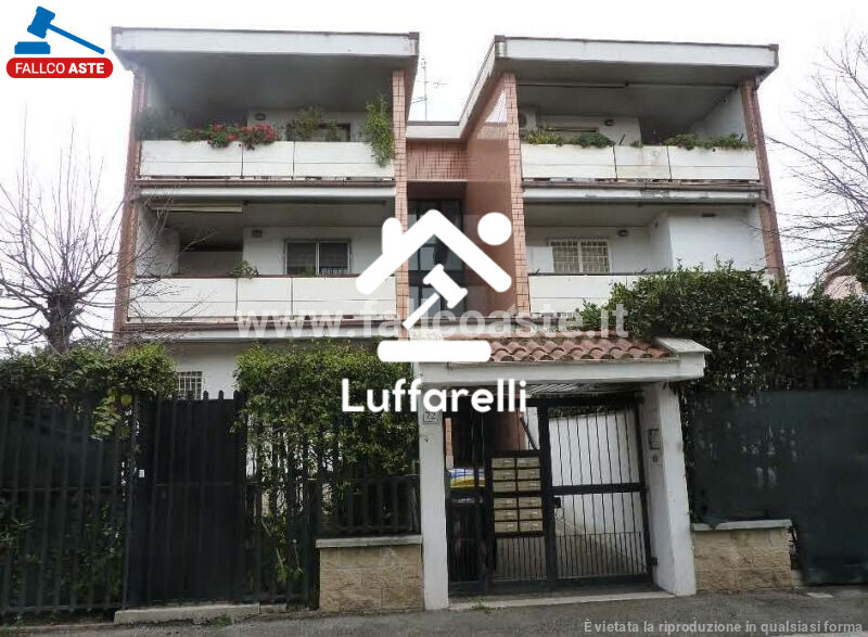 Immagine di APPARTAMENTO VIA GIULIO BELVEDERI – ROMA