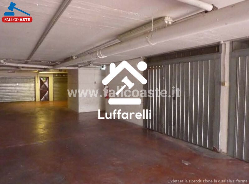 Immagine di APPARTAMENTO VIA GIULIO BELVEDERI – ROMA