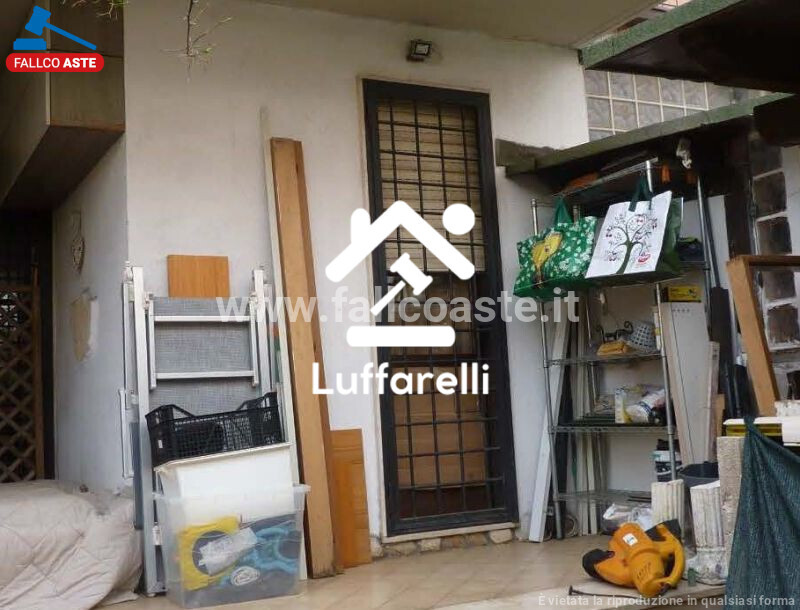 Immagine di APPARTAMENTO VIA GIULIO BELVEDERI – ROMA