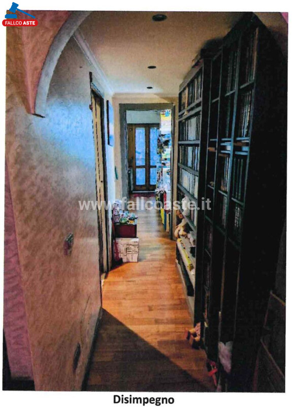 Immagine di APPARTAMENTO VIA BRUNATE – ROMA