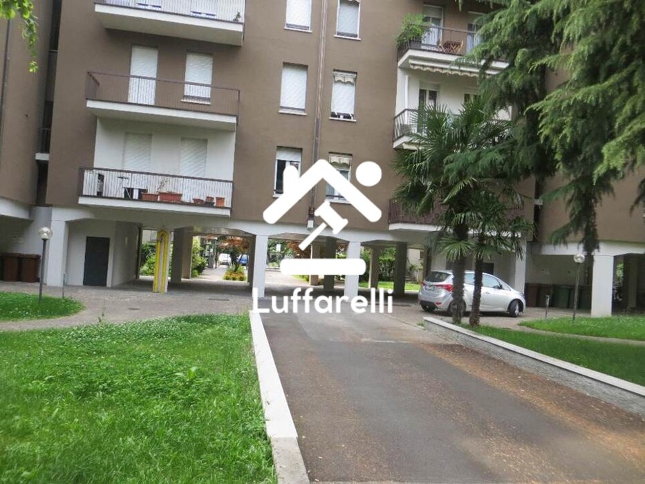 Immagine di CASA / VILLA VIA PADRE TARCISIO MASSIRONI – CONCOREZZO