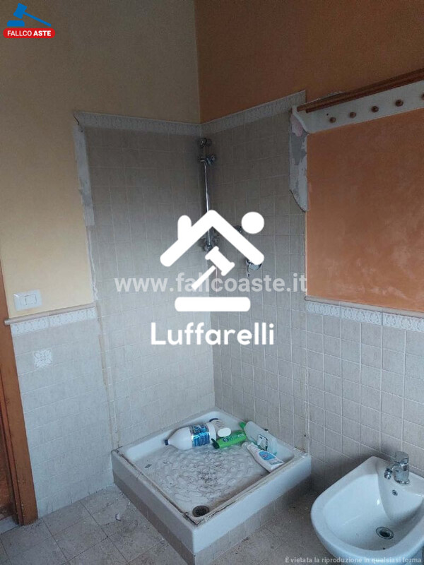 Immagine di CASA / VILLA VIA MEROPE – ROMA