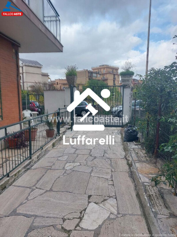 Immagine di CASA / VILLA VIA MEROPE – ROMA