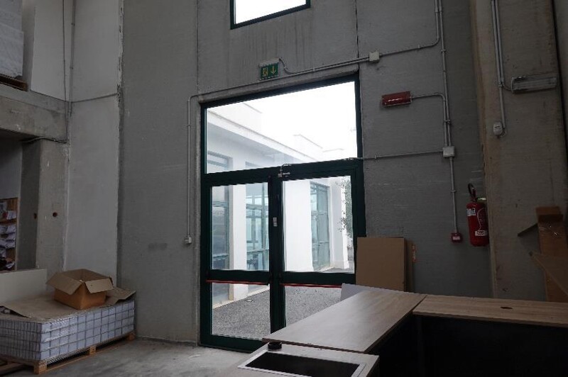 Immagine di CAPANNONE / IMMOBILI INDUSTRIALI VIA ALBERTO LA ROSA – CIVITAVECCHIA