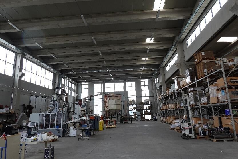 Immagine di CAPANNONE / IMMOBILI INDUSTRIALI VIA ALBERTO LA ROSA – CIVITAVECCHIA