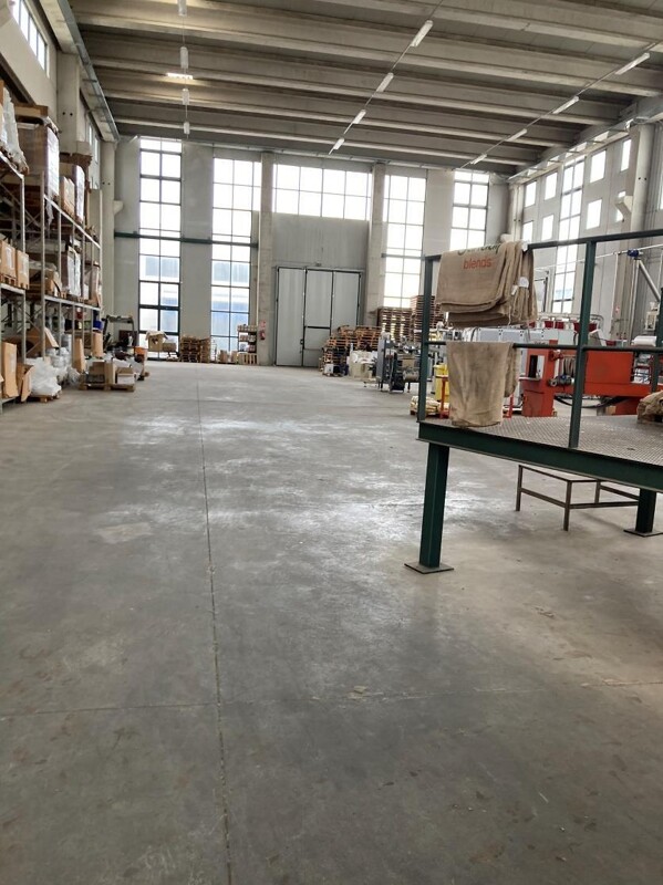 Immagine di CAPANNONE / IMMOBILI INDUSTRIALI VIA ALBERTO LA ROSA – CIVITAVECCHIA