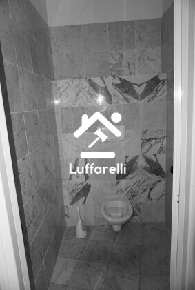 NEGOZIO O LOCALE COMMERCIALE VIA FILIPPO TURATI - VELLETRI — foto 4