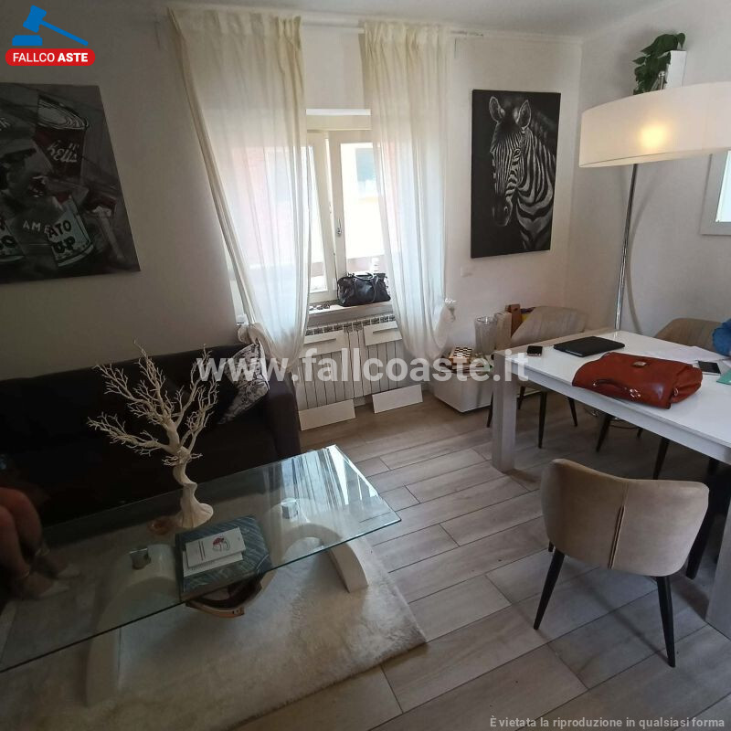 Immagine di APPARTAMENTO VIA DEI MAFFEI – ROMA