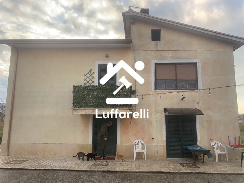 Immagine di CASA / VILLA CONTRADA SAN MARCO VIA PANTANELLE N.7 – AQUINO