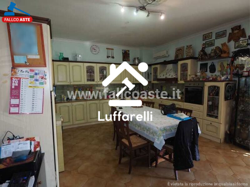 Immagine di APPARTAMENTO VIA MONFORTE S. GIORGIO – ROMA