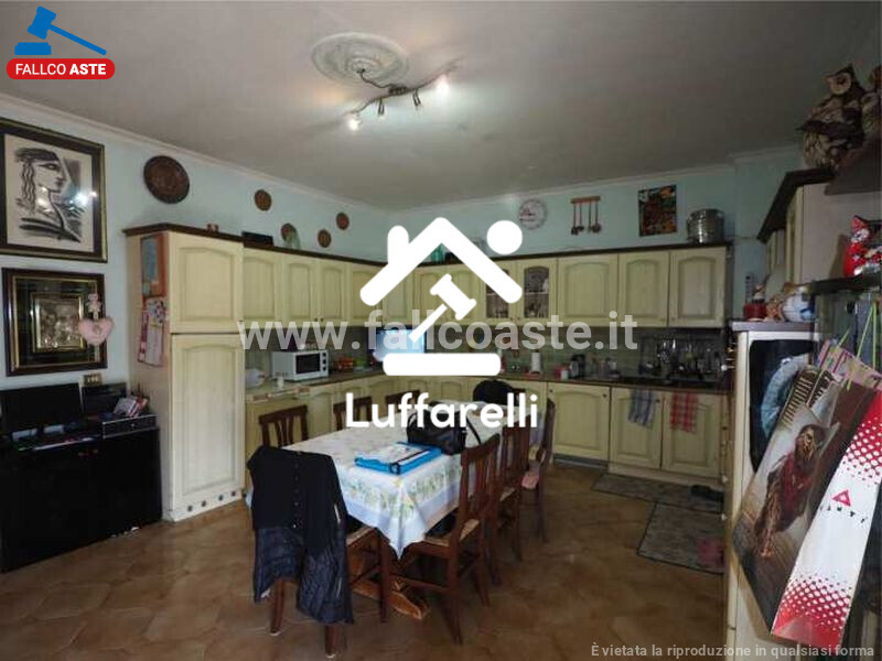 Immagine di APPARTAMENTO VIA MONFORTE S. GIORGIO – ROMA