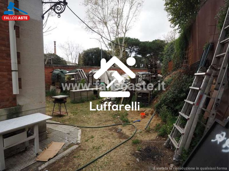 Immagine di CASA / VILLA VIA BERNARDINO RAMAZZINI – ROMA