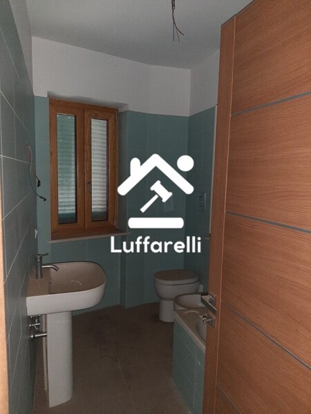 GARAGE / POSTO AUTO VIA ROMANIA N. 12 - FONDI — foto 4