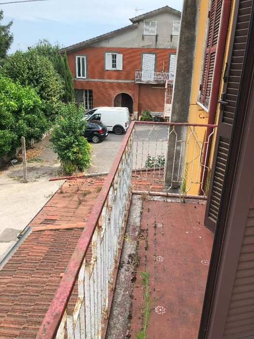 Immagine di APPARTAMENTO PIAZZA CENTOGOCCE N.7 – LARIANO