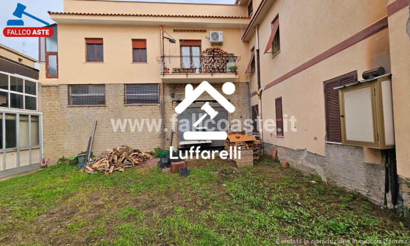 LOCALE COMMERCIALE VIA OFFAGNA - ROMA — foto 3