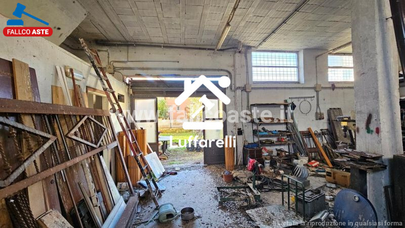 LOCALE COMMERCIALE VIA OFFAGNA - ROMA — foto 7