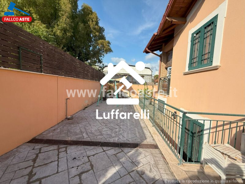CASA / VILLA VIA CAIOLO - ROMA — foto 3