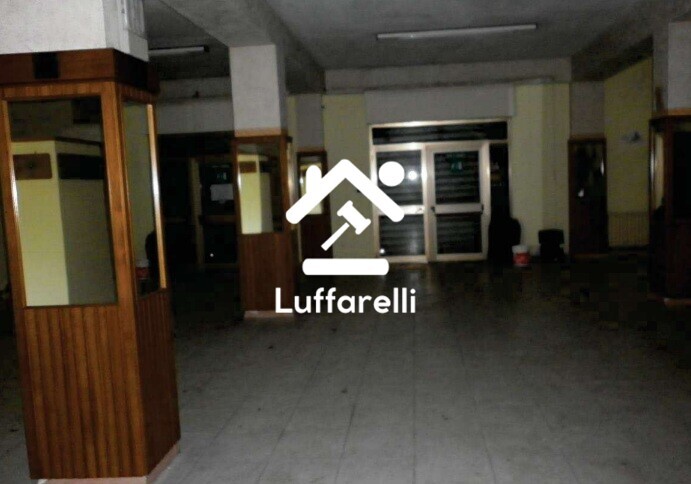 Immagine di LOCALE COMMERCIALE VIA PRANGI – PIZZO