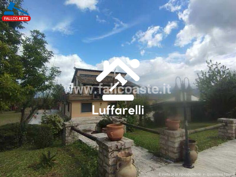 Immagine di CASA / VILLA STRADA TORRE DELLA FIORA – PALOMBARA SABINA