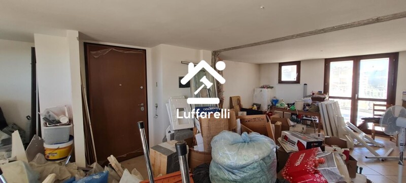 Immagine di DEPOSITO / MAGAZZINO VIA PINO ROMUALDI – POMEZIA