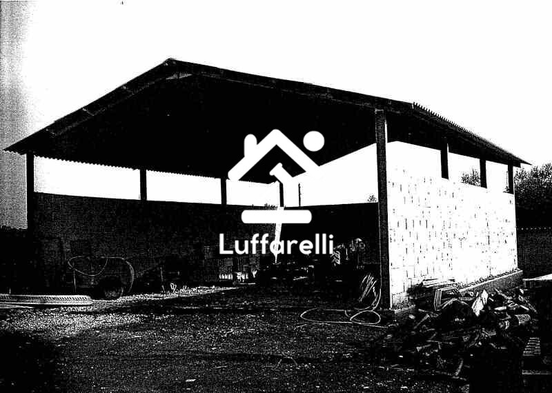 Immagine di STRUTTURE AGRICOLE VIA GROTTE DI QUATTRO MIGLIA NUMERO 27 – VELLETRI