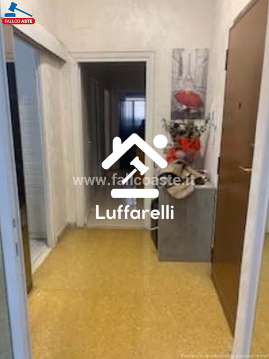 Immagine di CASA / VILLA VIA LARI – ROMA