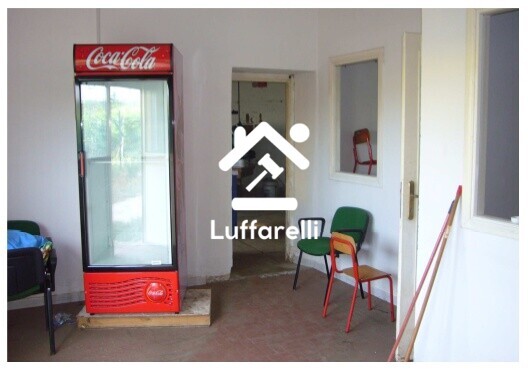 Immagine di LOCALE COMMERCIALE VIA SANTA MARIA LE QUINTE – VELLETRI