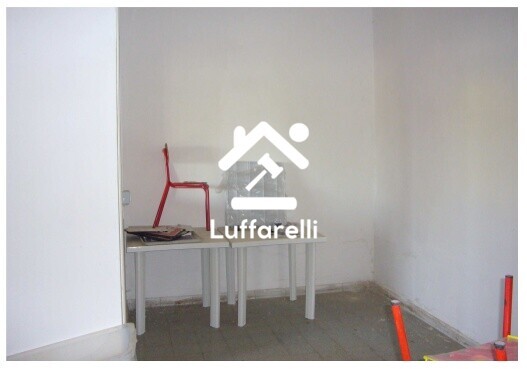 Immagine di LOCALE COMMERCIALE VIA SANTA MARIA LE QUINTE – VELLETRI