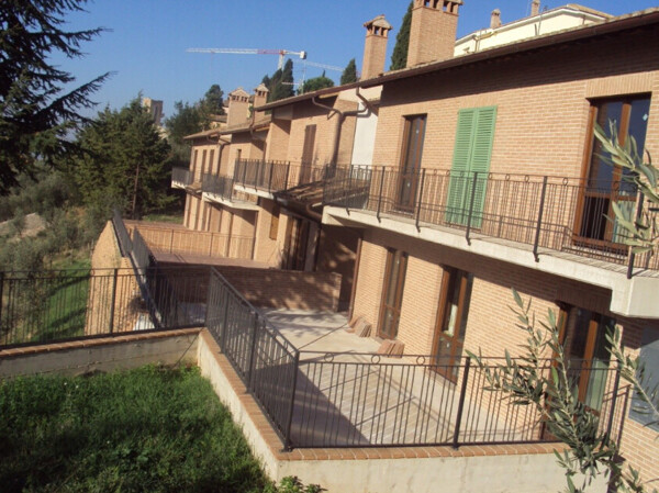 APPARTAMENTO VIA DELLE GROTTE - TREVI