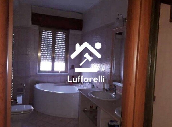 APPARTAMENTO SCESA FORESTA - CHIARAVALLE CENTRALE — foto 4